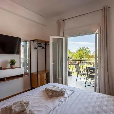בית נופש Sunkissed Beachfront Skála Foúrkas